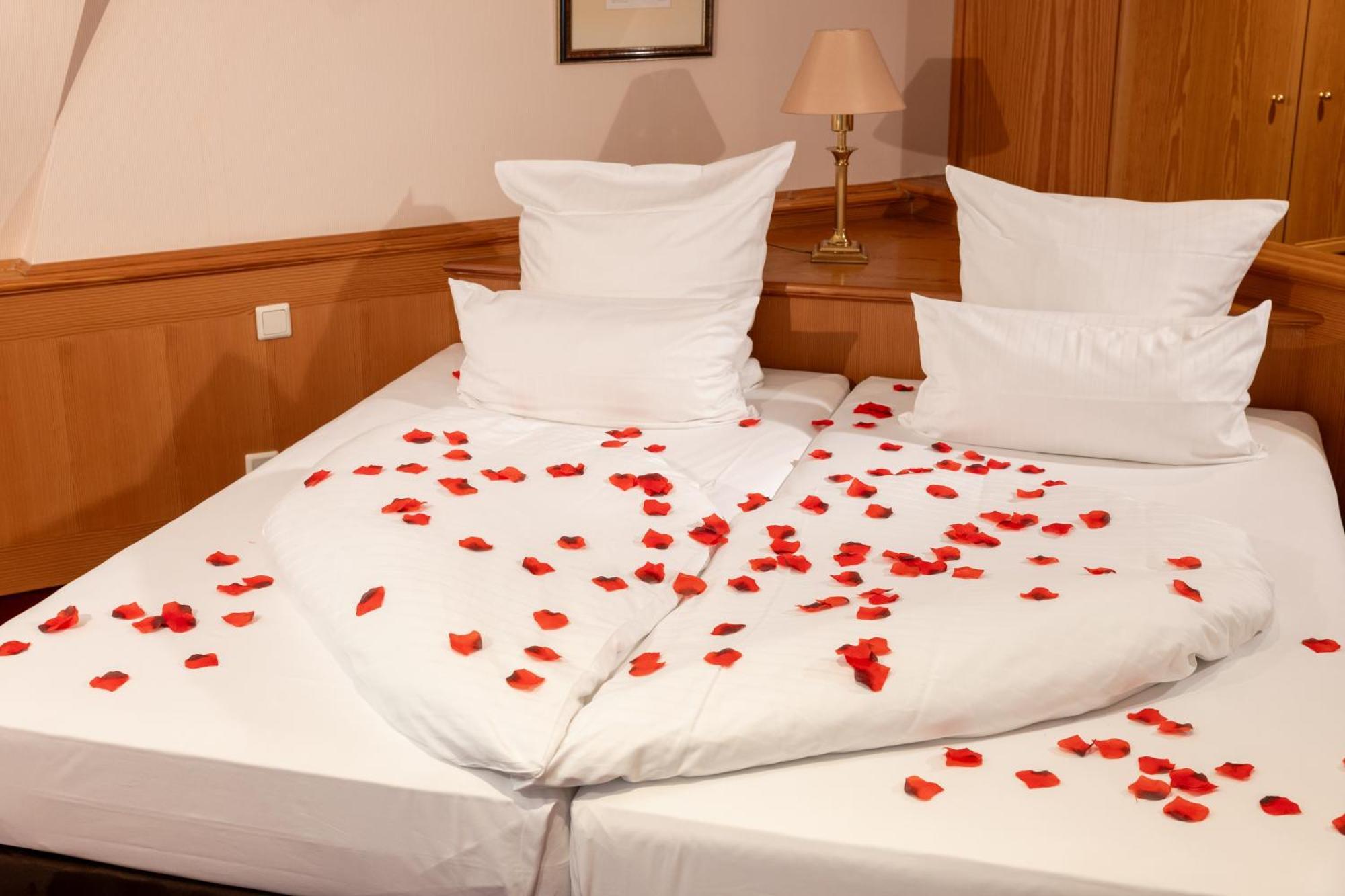 Waldhaus Reinbek Hotel ภายนอก รูปภาพ