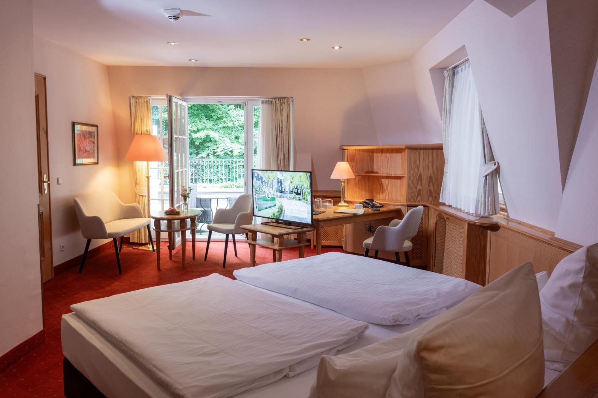 Waldhaus Reinbek Hotel ภายนอก รูปภาพ