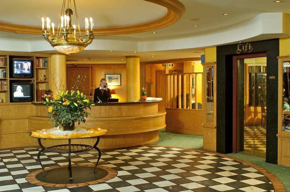 Waldhaus Reinbek Hotel ภายนอก รูปภาพ