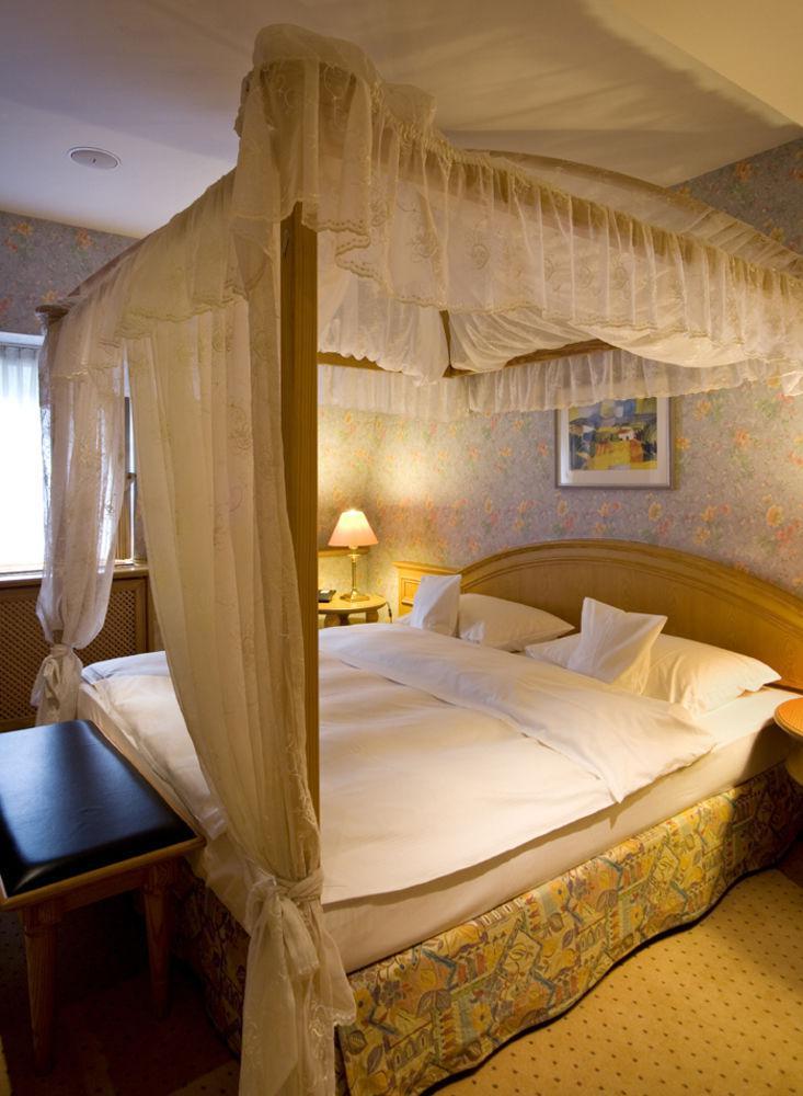 Waldhaus Reinbek Hotel ภายนอก รูปภาพ