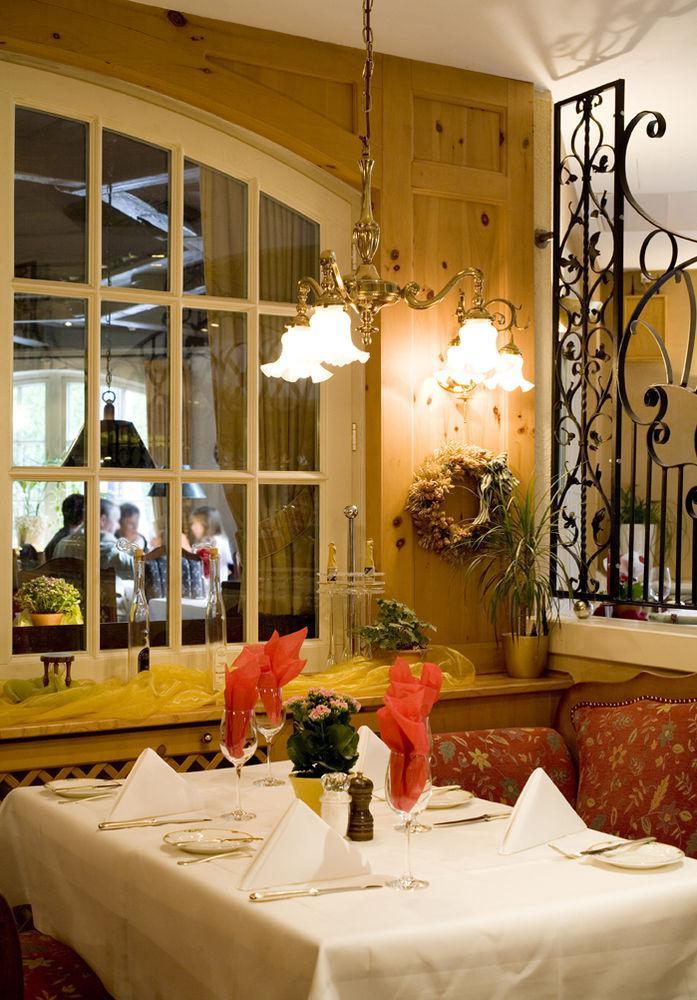 Waldhaus Reinbek Hotel ภายนอก รูปภาพ