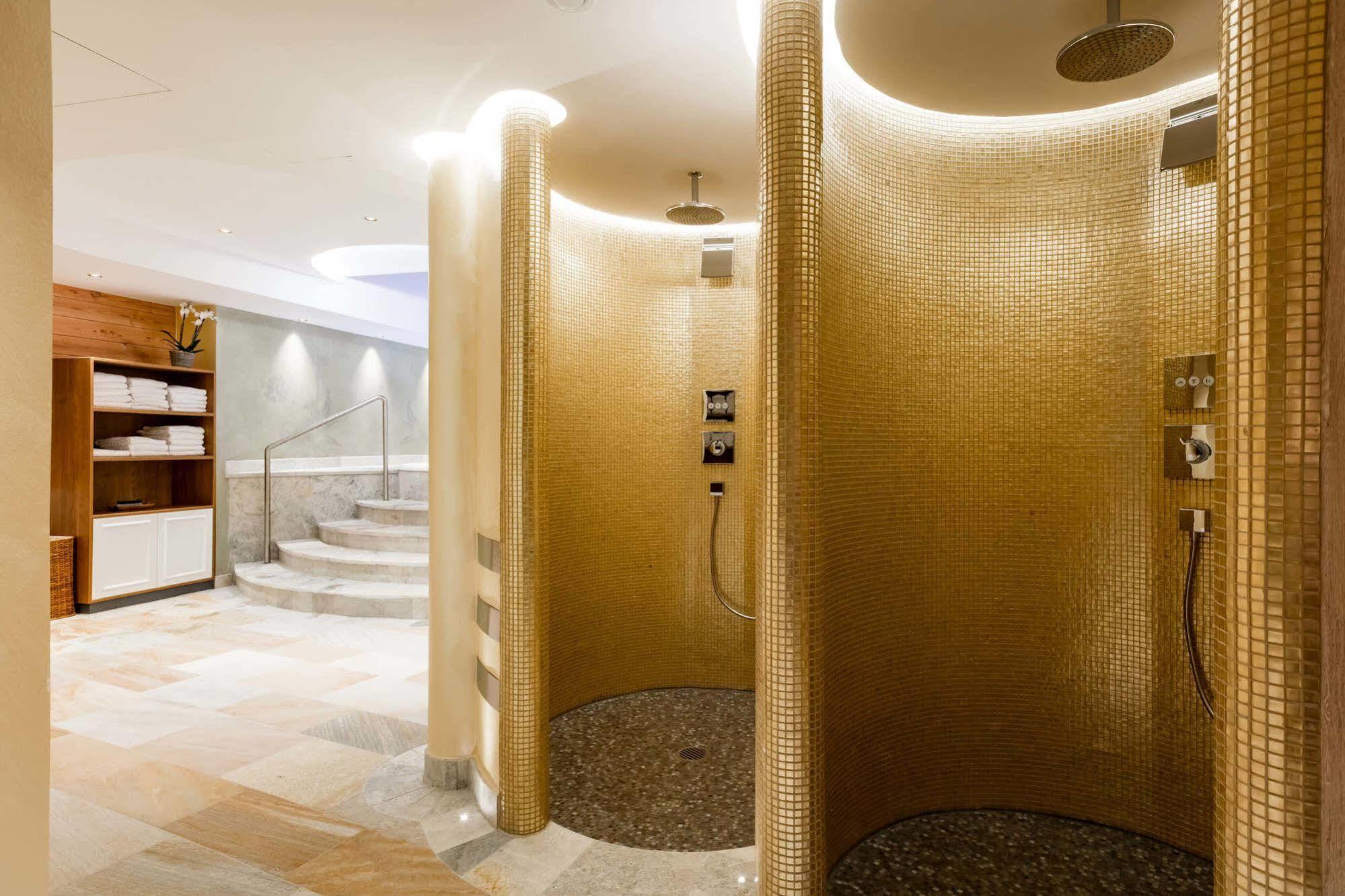 Waldhaus Reinbek Hotel ภายนอก รูปภาพ